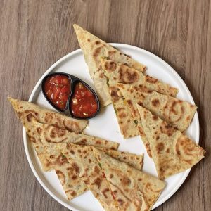 QUESA DELIGHT BEEF/CHICKEN